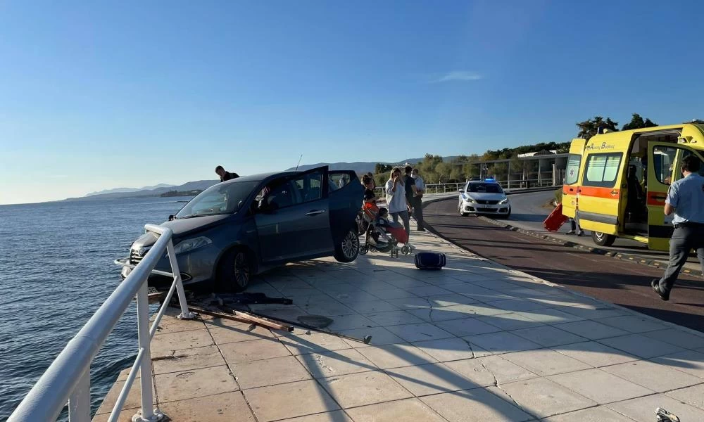 Αλεξανδρούπολη: Αυτοκίνητο παρέσυρε παγκάκι που καθόταν νεαρή γυναίκα